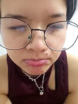 azumiichan online show from May 9, 12:47 am