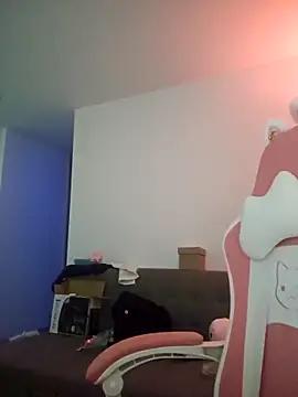 Snapshot of azumiichan chatting on November 29, 12:22 am azumiichan online show from November 29, 12:22 am