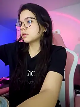 Snapshot of azumiichan chatting on September 22, 11:11 pm azumiichan online show from September 22, 11:11 pm