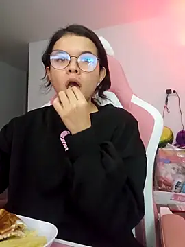 azumiichan online show from March 14, 12:49 am