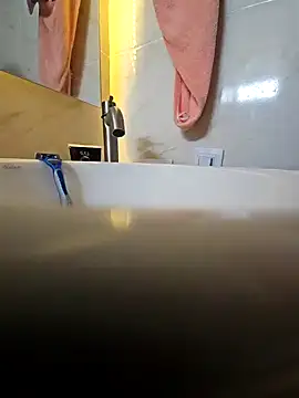 azumiichan online show from April 5, 4:57 pm