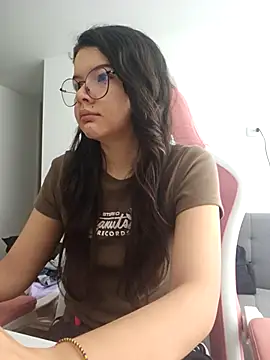 Snapshot of azumiichan chatting on November 13, 3:05 pm azumiichan online show from November 13, 3:05 pm