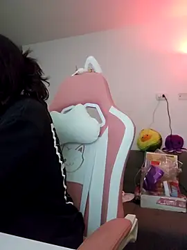 azumiichan online show from March 24, 12:10 am