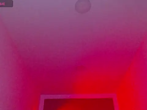 Snapshot of soffiaha_lor chatting on September 15, 7:58 pm soffiaha lor online show from September 15, 7:58 pm