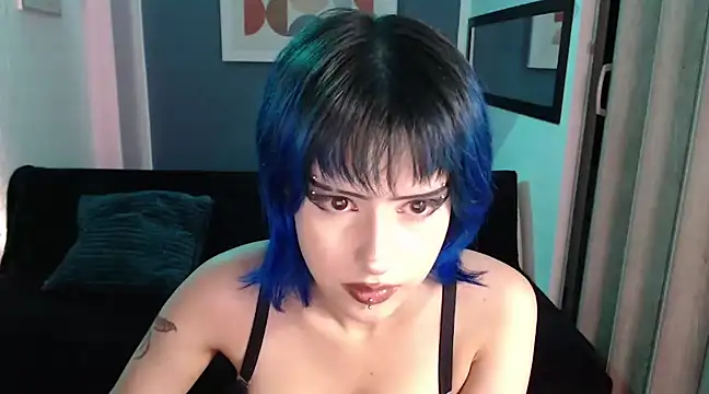 Snapshot of soffiaha_lor chatting on February 28, 8:39 pm soffiaha lor online show from February 28, 8:39 pm