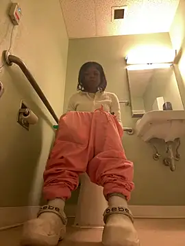 CamGirlLeanna online show from February 22, 4:19 pm