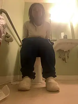 CamGirlLeanna online show from March 1, 9:15 pm