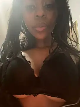 CamGirlLeanna online show from February 5, 1:15 am