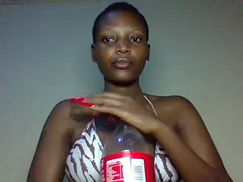 Snapshot of hot_nina chatting on October 13, 3:19 am hot nina online show from October 13, 3:19 am