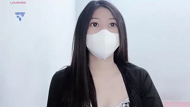 tanhxiu online show from December 14, 2:44 pm