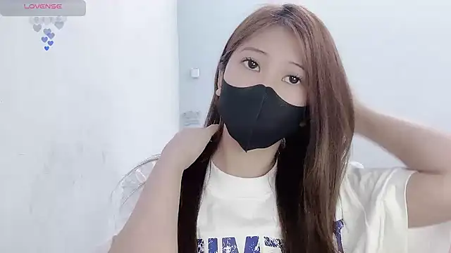 tanhxiu online show from March 14, 12:55 pm