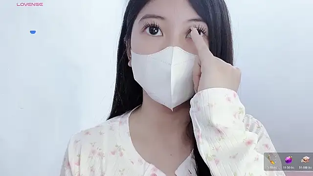 tanhxiu online show from November 15, 1:37 pm