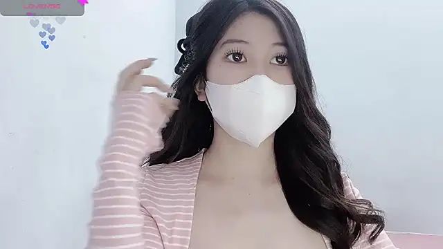 tanhxiu online show from November 9, 1:04 pm