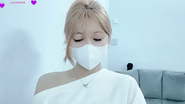 tanhxiu online show from February 21, 9:32 pm