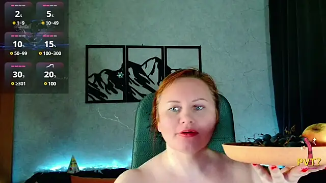 Snapshot of Nikki_March chatting on February 28, 6:20 pm Nikki March online show from February 28, 6:20 pm