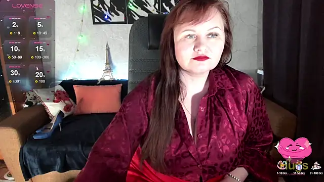 Nikki March online show from March 29, 6:20 pm