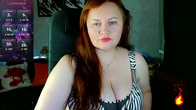 Snapshot of Nikki_March chatting on September 18, 4:10 pm Nikki March online show from September 18, 4:10 pm