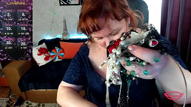 Snapshot of Nikki_March chatting on February 6, 11:28 am Nikki March online show from February 6, 11:28 am