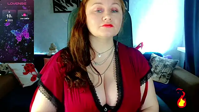 Snapshot of Nikki_March chatting on October 9, 9:10 am Nikki March online show from October 9, 9:10 am