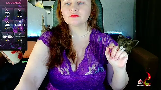 Snapshot of Nikki_March chatting on October 24, 3:33 pm Nikki March online show from October 24, 3:33 pm