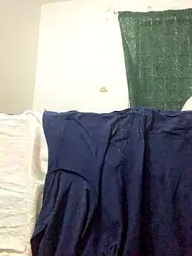 Snapshot of funpharoh1 chatting on November 16, 6:29 am funpharoh1 online show from November 16, 6:29 am