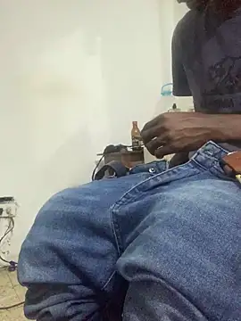 Snapshot of funpharoh1 chatting on November 9, 3:10 am funpharoh1 online show from November 9, 3:10 am