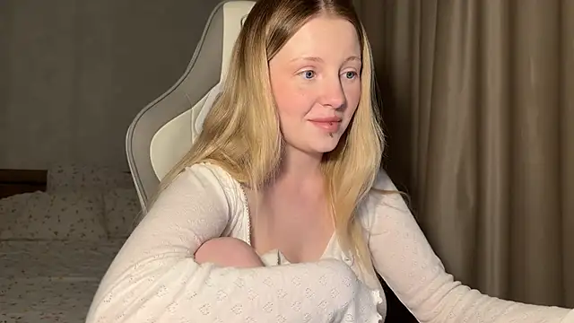 x ivy x online show from October 5, 5:03 pm