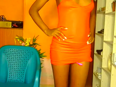 Snapshot of Naughtygal98 chatting on June 14, 2:24 am Naughtygal98 online show from June 14, 2:24 am
