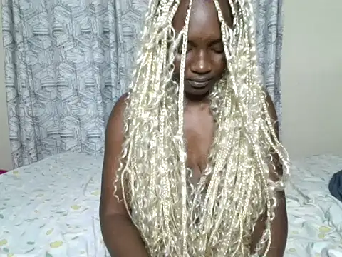 Adorarissa online show from April 6, 8:32 pm