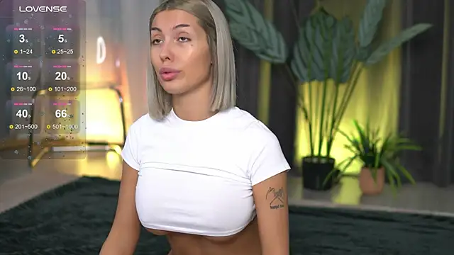 AudreyZanne online show from October 23, 6:23 am