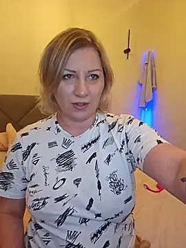 zarina3003 online show from January 6, 12:47 am