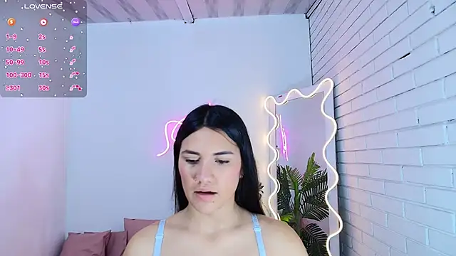 Snapshot of Chiara_tay chatting on March 14, 3:59 am Chiara tay online show from March 14, 3:59 am