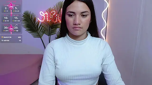 Snapshot of Chiara_tay chatting on February 26, 6:51 am Chiara tay online show from February 26, 6:51 am