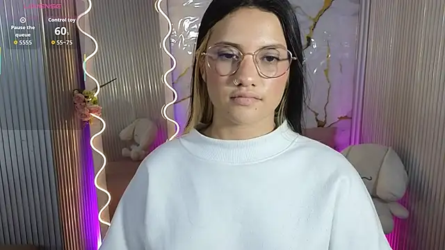 Chiara tay online show from April 25, 7:11 pm