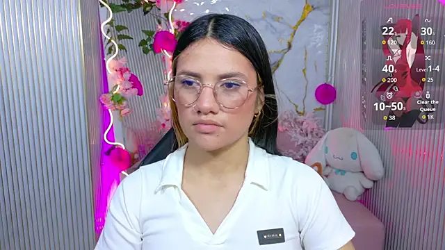 Snapshot of Chiara_tay chatting on June 25, 11:37 am Chiara tay online show from June 25, 11:37 am