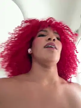 RubyRossel online show from April 18, 7:07 pm