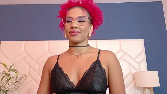 RubyRossel online show from May 28, 12:44 pm