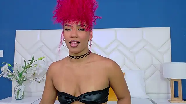 RubyRossel online show from July 19, 12:35 pm