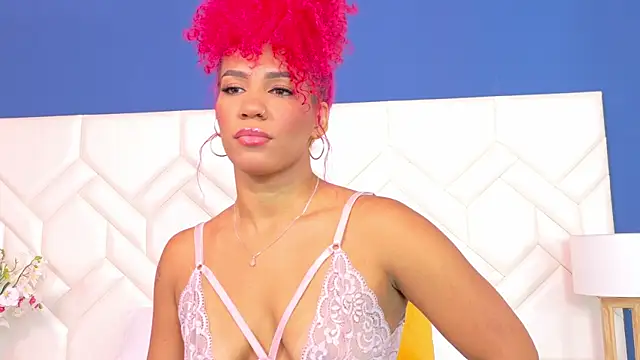 RubyRossel online show from July 18, 12:36 pm
