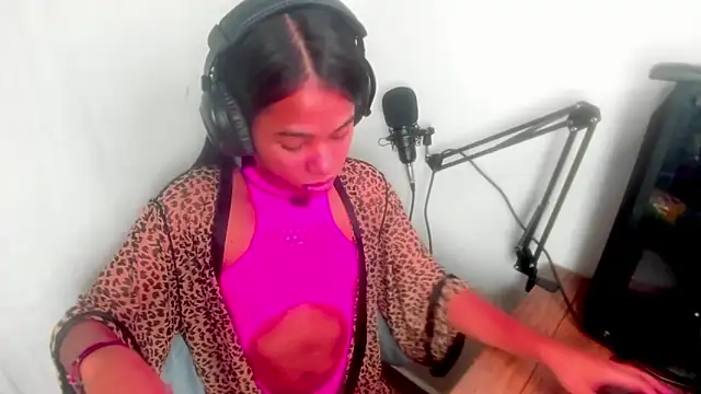 meghanSusexx online show from January 7, 11:10 pm