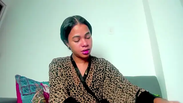 meghanSusexx online show from December 14, 2:29 am