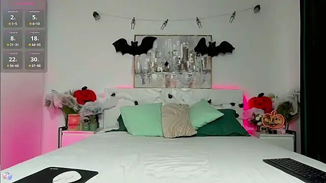 zoey marie online show from October 30, 2:25 pm