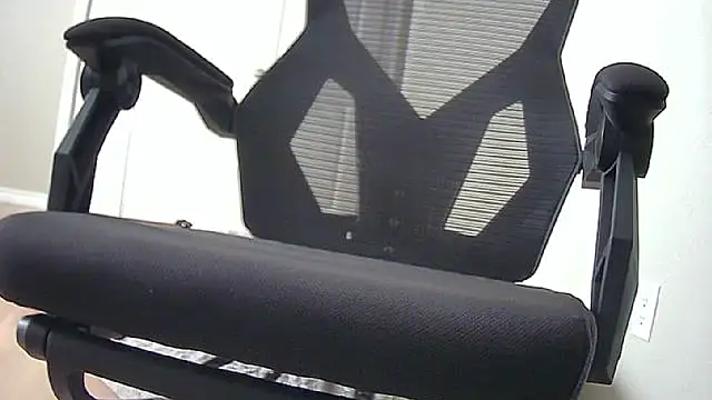 Snapshot of Sexyfunsize chatting on December 17, 5:07 pm Sexyfunsize online show from December 17, 5:07 pm