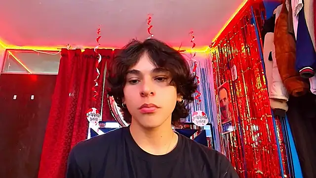 Luke Howland online show from February 18, 12:05 am