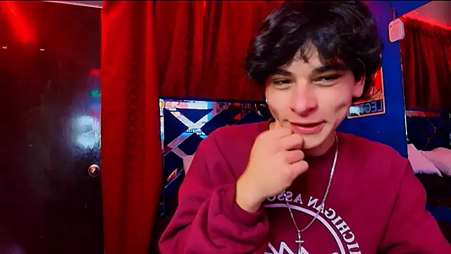 Luke Howland online show from January 10, 1:34 am