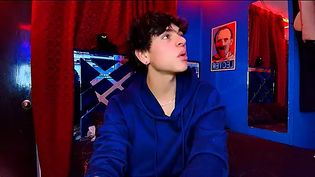 Luke Howland online show from December 2, 3:30 am