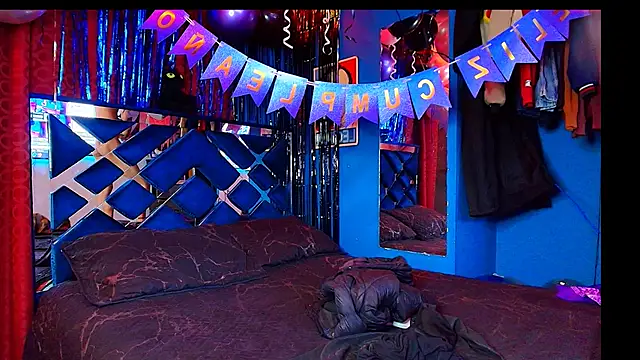 Luke Howland online show from November 15, 12:47 am