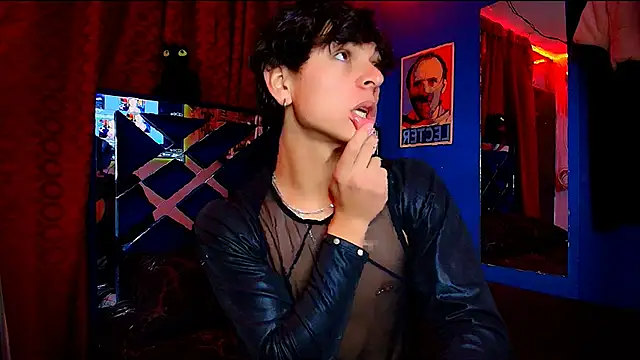 Luke Howland online show from November 29, 12:44 am