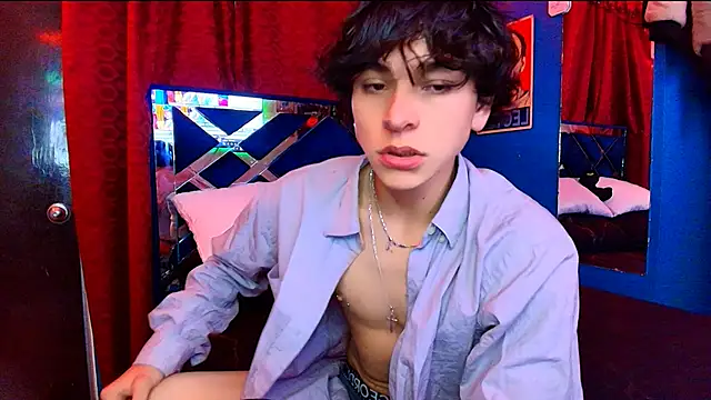 Luke Howland online show from January 9, 1:12 am