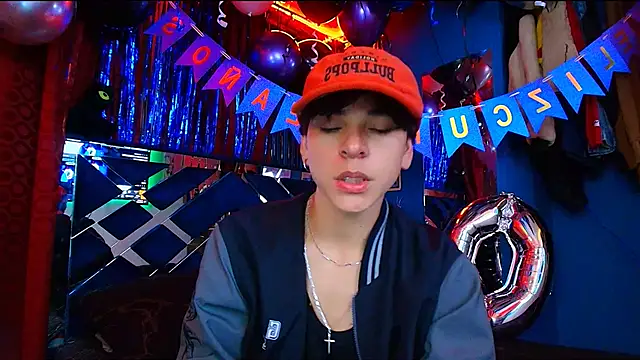 Luke Howland online show from November 11, 12:16 am